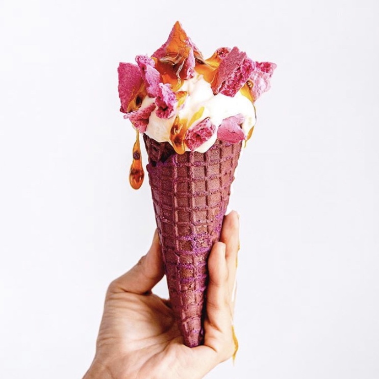 Australian Pavlova ice cream cone